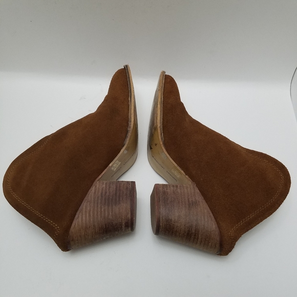 Chinese Laundry 10 Kelso Slip On Ankle Bootie Block Heel Open Back Brown Suede - Picture 8 of 10
